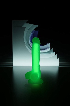 872006 Фаллоимитатор Wade Glow светящийся 14,5 см зеленый
